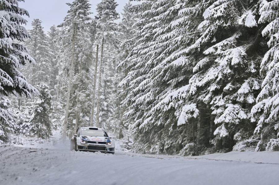  Volkswagen Polo R WRC Sweden 2013 года  (фото 4 из 9)